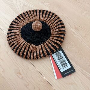 Misha And Puff Gloucester Tam